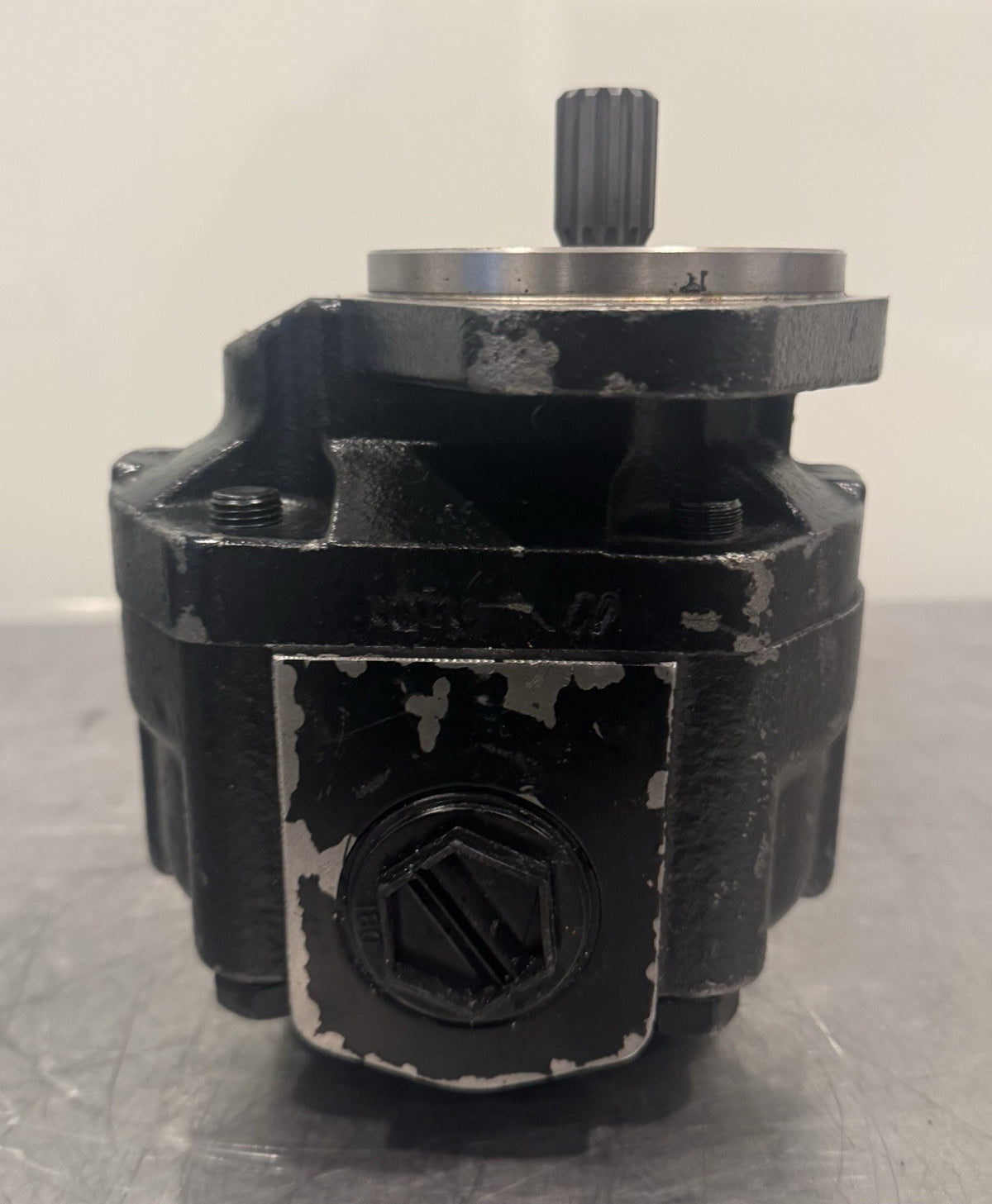 Hydreco 129605 Hydraulic Gear Pump Forklift X1A5046B21A3H3DC NEW! SHIPS FREE!