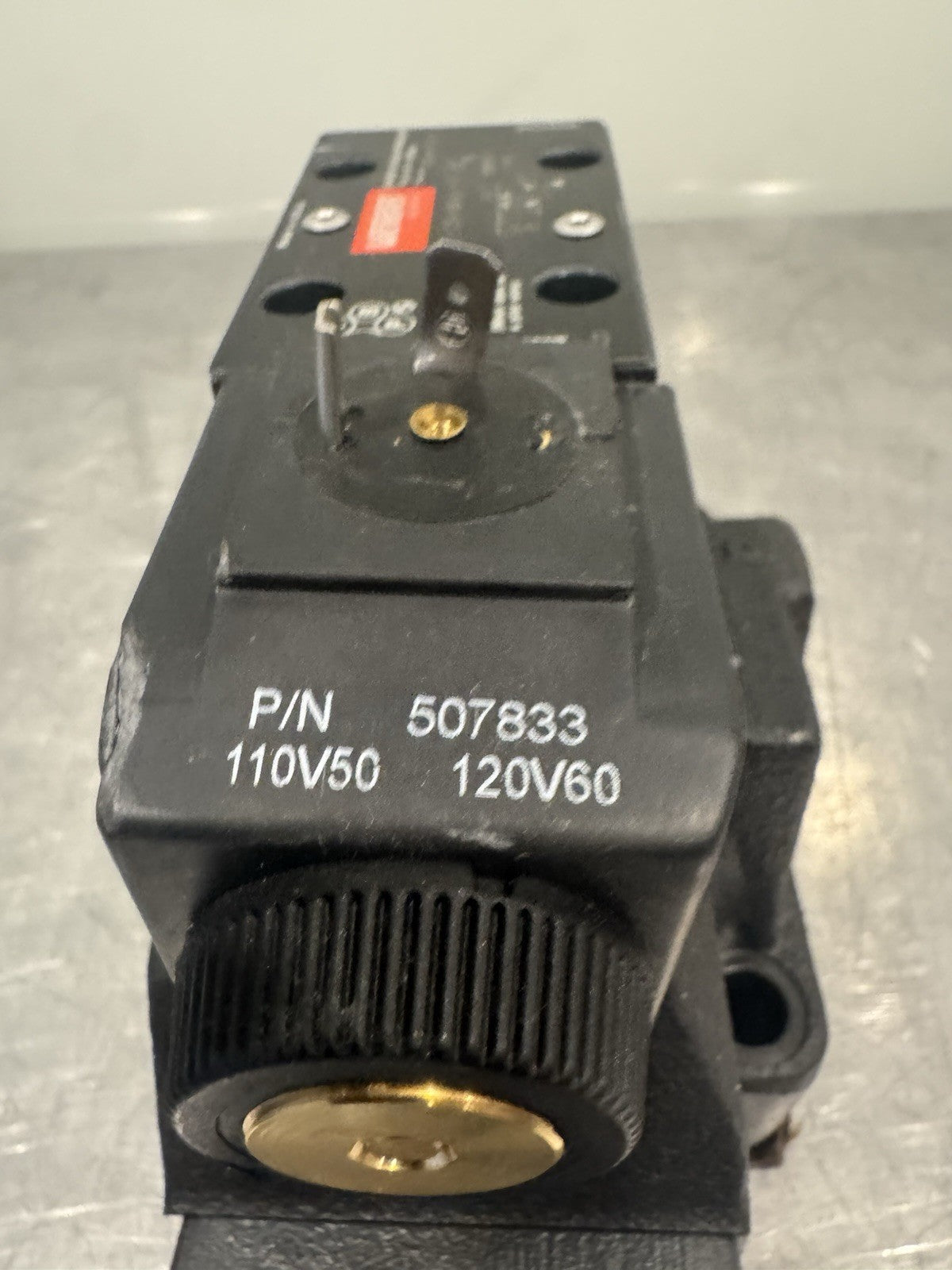 Vickers DG5V-8-H-2A-M-U-B-10 Hydraulic Control Valve ASSY NEW! FREE SHIPPING!