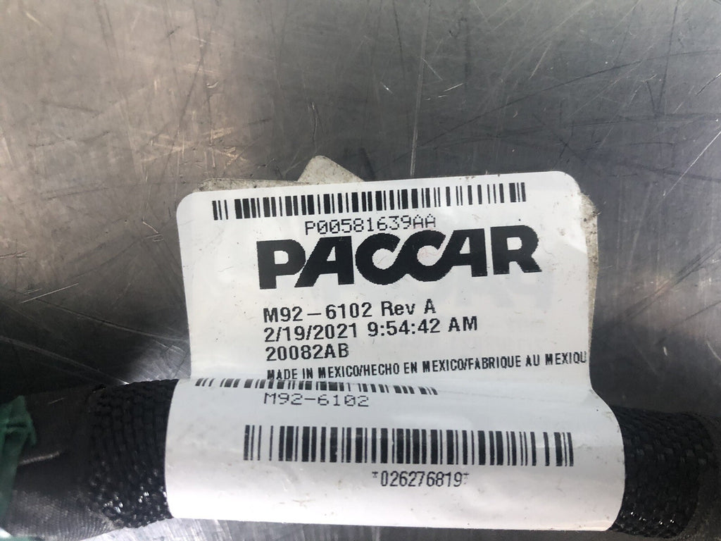 Paccar M92-6102 DEF Tank Harness Small NEW!! FREE SHIPPING!!