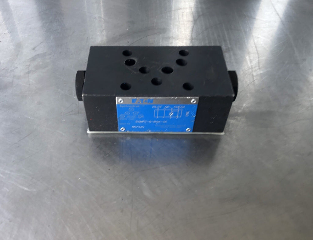 Eaton DGMPC-5-BAK-30 Hydraulic Check Valve 867340 NEW!! FREE SHIPPING!!!