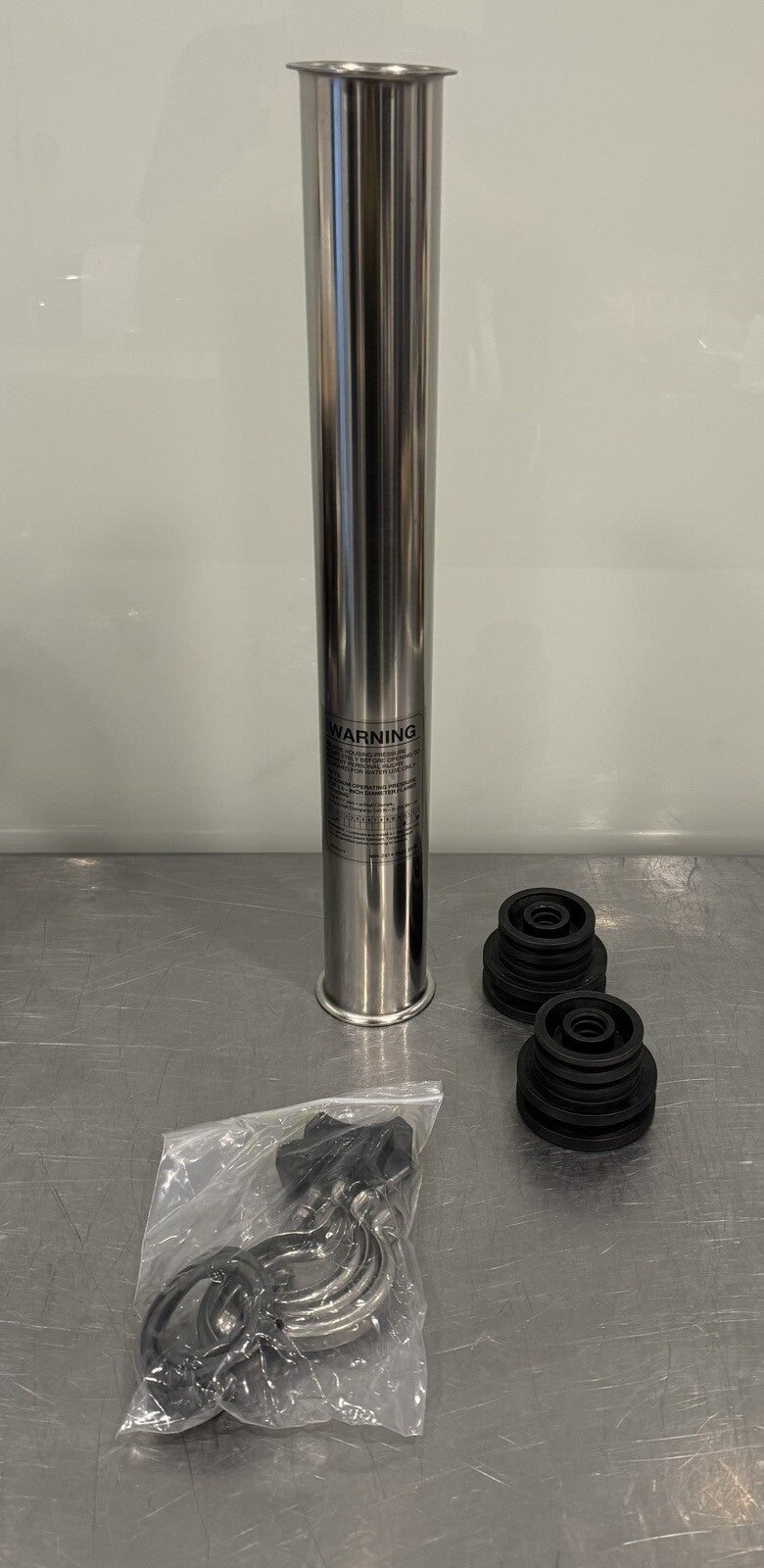 AXEON 208237 Stainless Steel Membrane Housing 3/8" P X 3/8" C FNPT NEW! NO BOX!