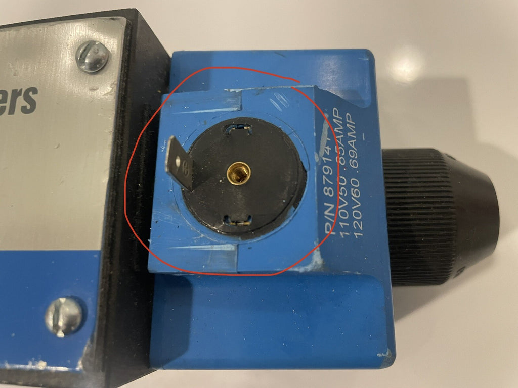 Eaton DG4S4-016C-U-B-60 Directional Solenoid Valve NEW! FREE SHIPPING!