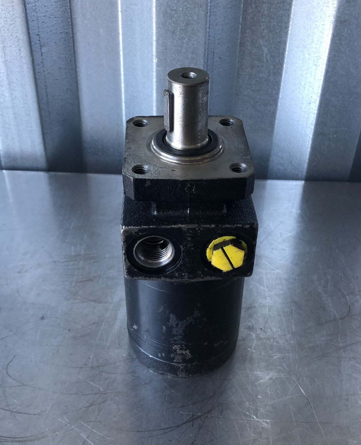Parker TB0260FS100AAAA TB Series Torqmotor Hydraulic Pump Motor NEW! SHIPS FREE!