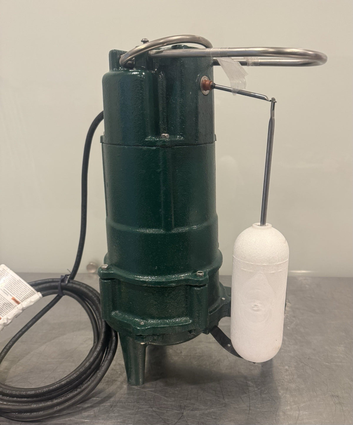 Zoeller 807-0013 Grinder Pump 200-230V 3400 RPM 1HP 6 Amp NEW IN BOX! SHIPS FREE