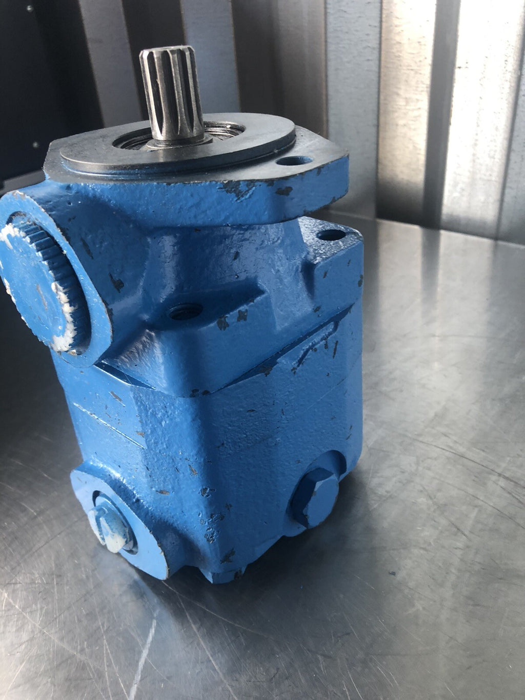 FluiDyne A3840003-013 Hudraulic Vane Pump Steering Pump NEW! FREE SHIPPING!
