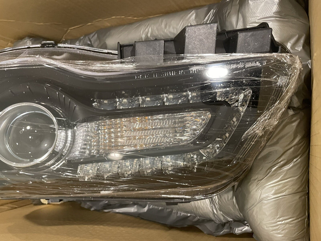 TYC 20-9300-00 Headlight For Chrysler 300 Left Driver LH NEW IN BOX!