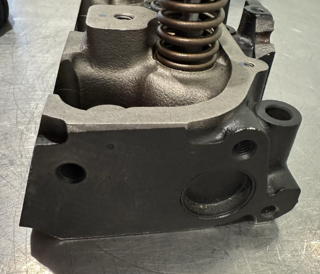 95TM6090AD Cylinder Head 2FT4 ZD09437 NEW! DAMAGED! FREE SHIPPING!