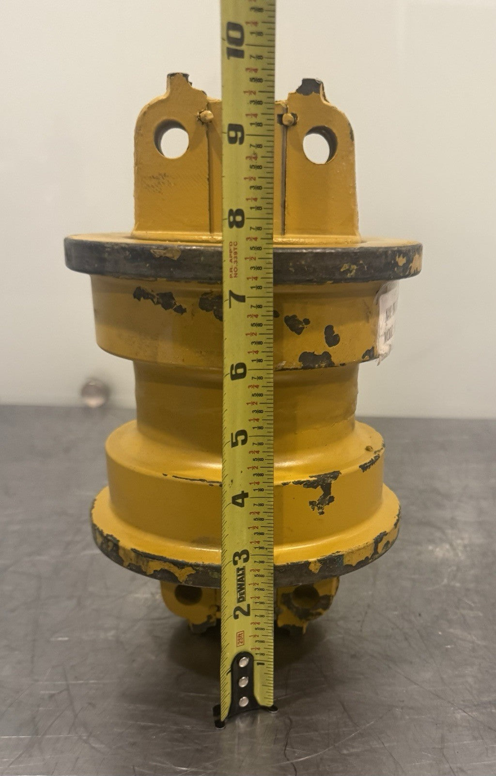 BD2G Track Roller Bottom Komatsu Mitsubishi Yellow NEW! FREE SHIPPING!