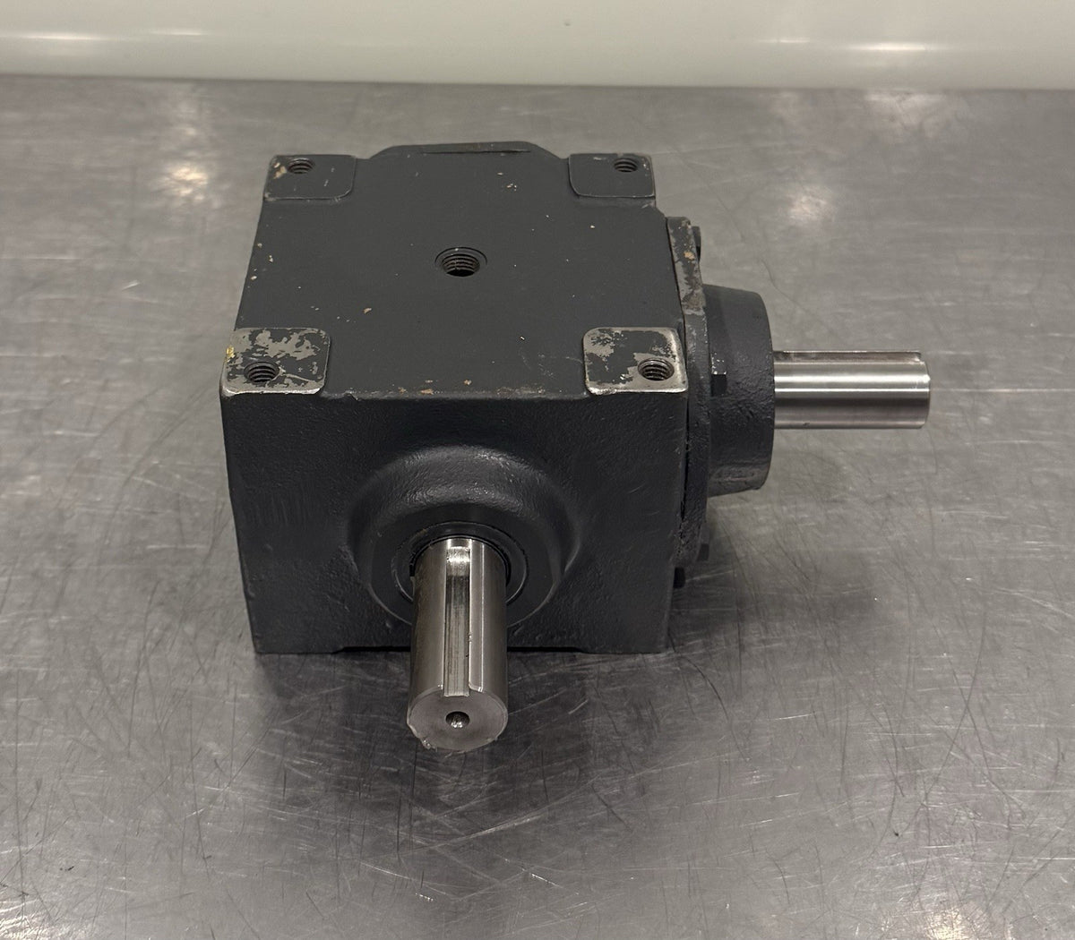 Hub City 0220-00803 Gear Reducer Model 150 1/1 ST Ratio D/E Style NEW SHIPS FREE