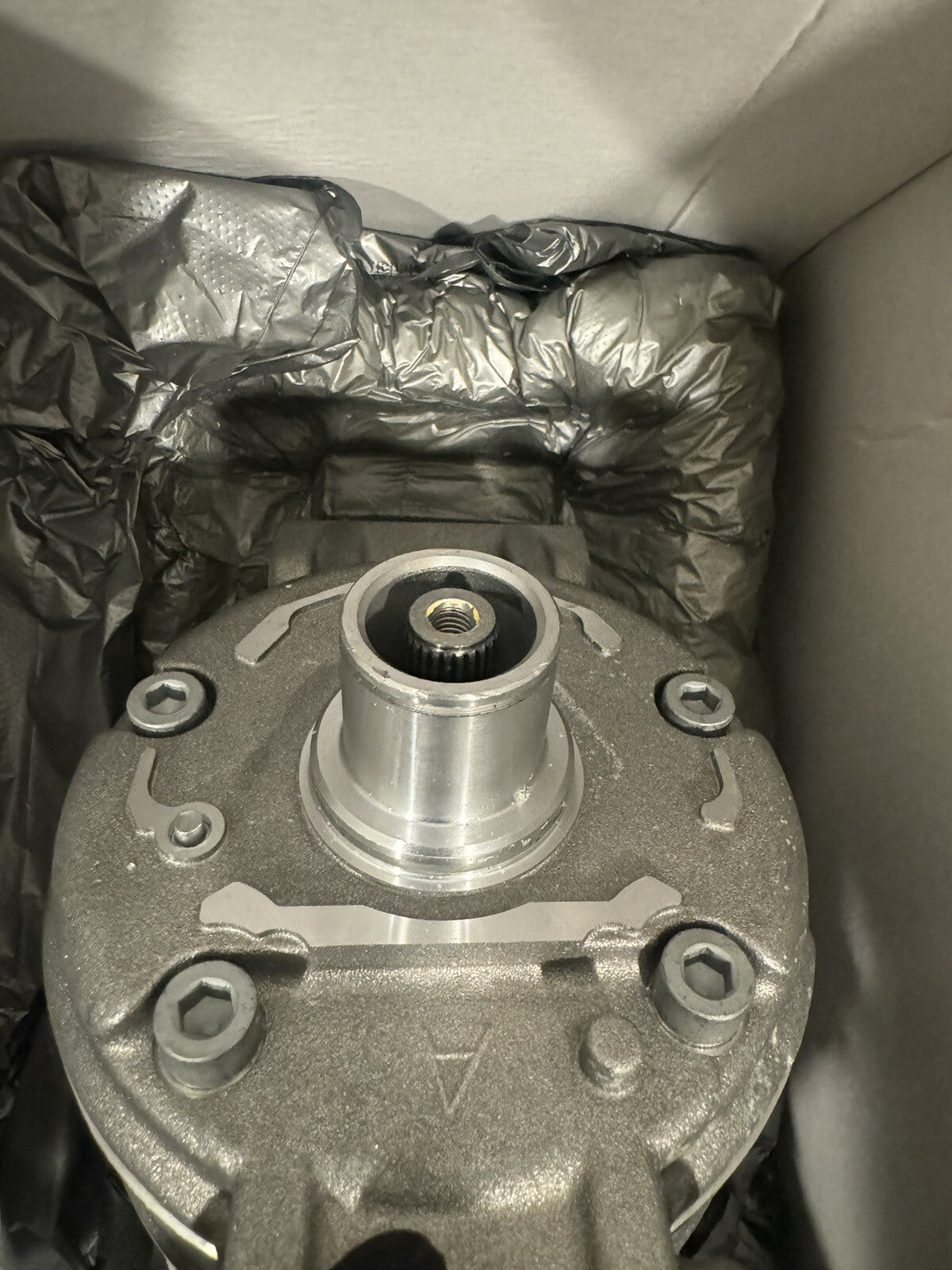 Denso DCP17006 AC Compressor ASSY 14-2993 NO CLUTCH/PULLEY NEW IN BOX SHIPS FREE