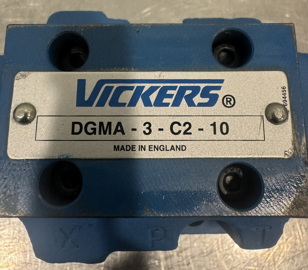 Vickers DG3V-7-0C-20 Pilot Operated Directional Valve NEW! FREE SHIPPING!