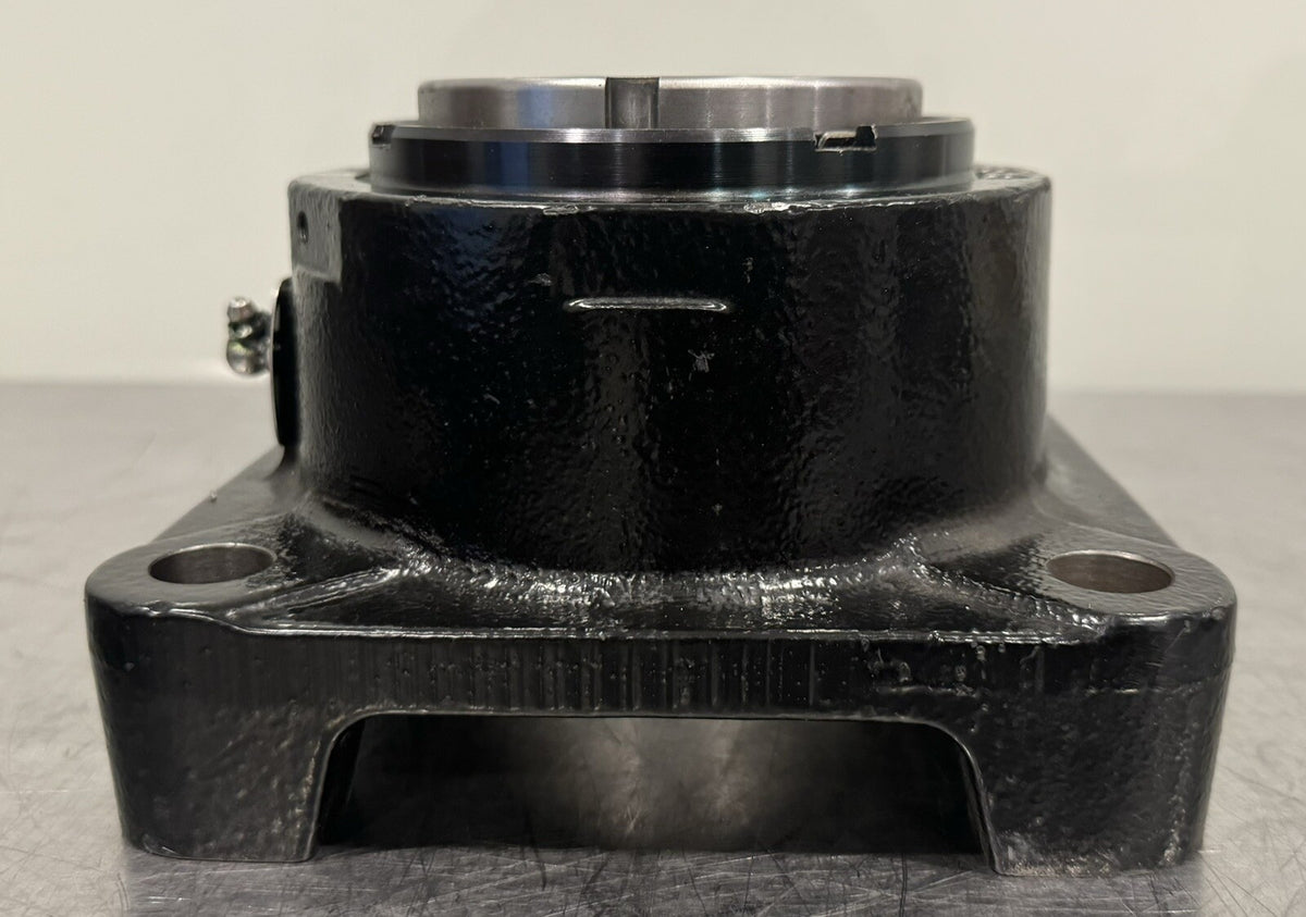 Rexnord EFB22647HHCK81A Link-Belt 2-15/16 Flange Roller Bearing NEW!