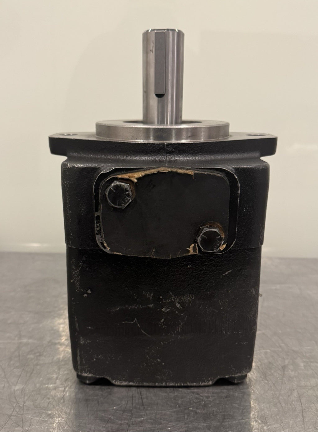 Parker T7ES-085-1R00-A100 Hydraulic Vane Pump 024-90803-000 NEW! FREE SHIPPING!