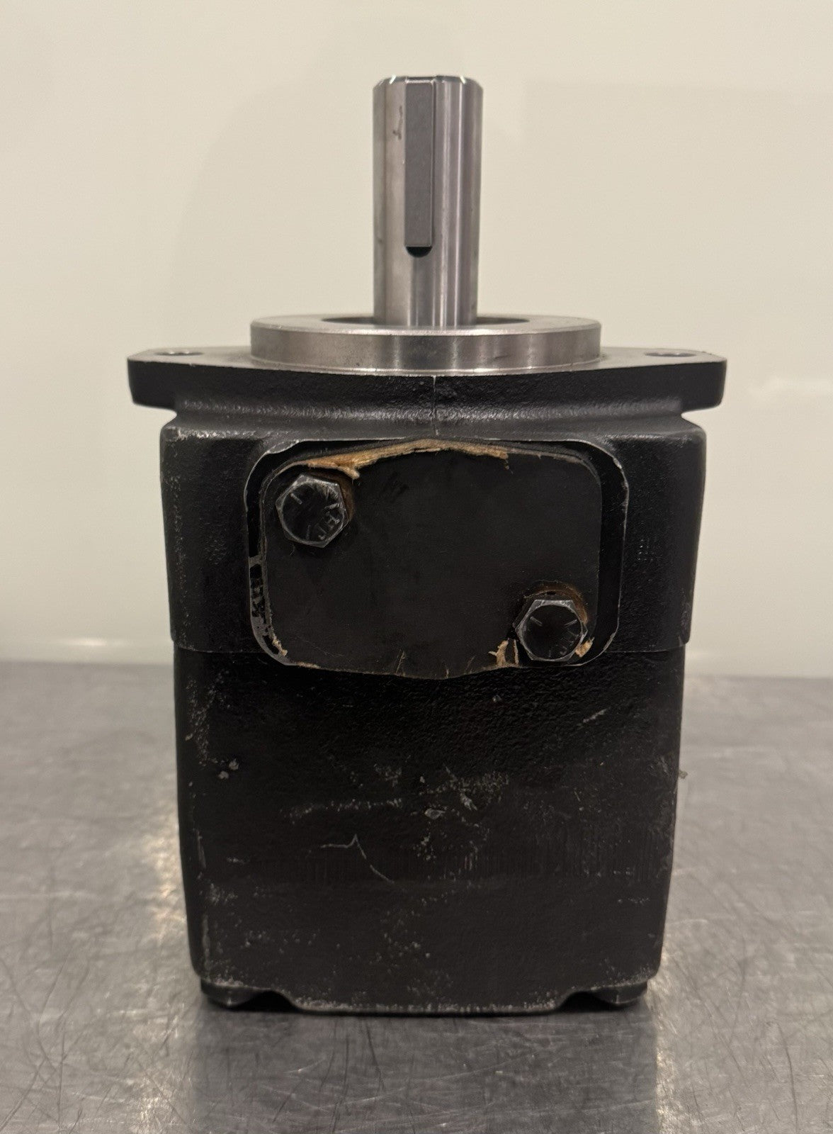 Parker T7ES-085-1R00-A100 Hydraulic Vane Pump 024-90803-000 NEW! FREE SHIPPING!