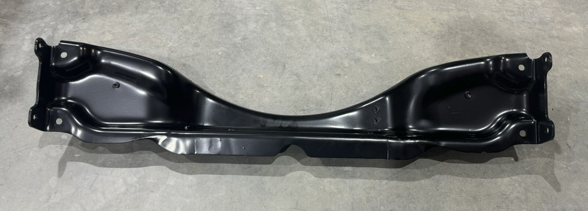 A05-33750-000 Radiator Support Bracket For Freightliner NEW! FREE SHIPPING!