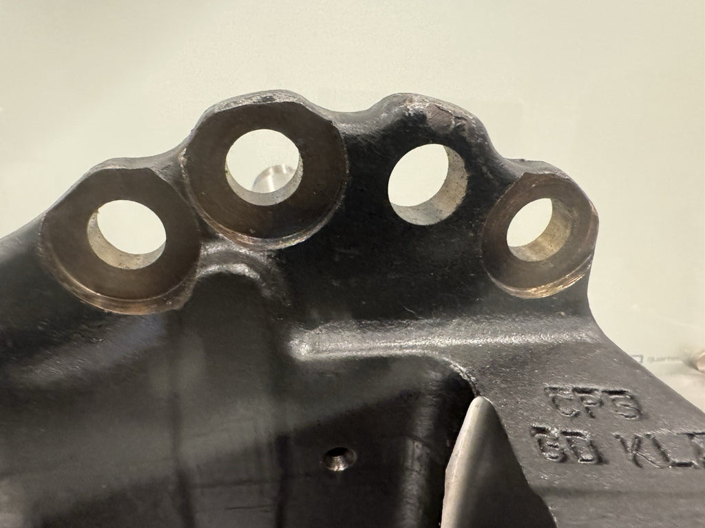 Dana Spicer 220SK139-1 Steering Knuckle 220SK139 NEW! FREE SHIPPING!