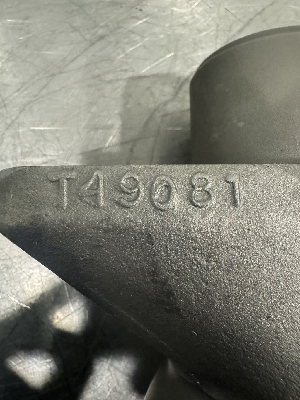 T49081 Trunnion John Deere Genuine Bulldozer Pushbeam Trunnion NEW! SHIPS FREE!