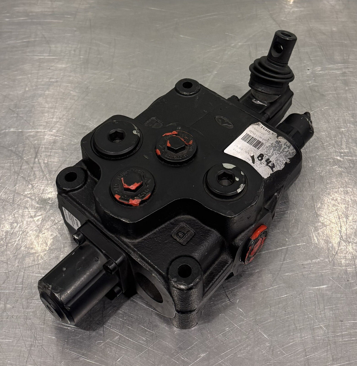 Terex 01800149 SD18 Control Valve Powerscreen Spool Valve NEW! FREE SHIPPING!