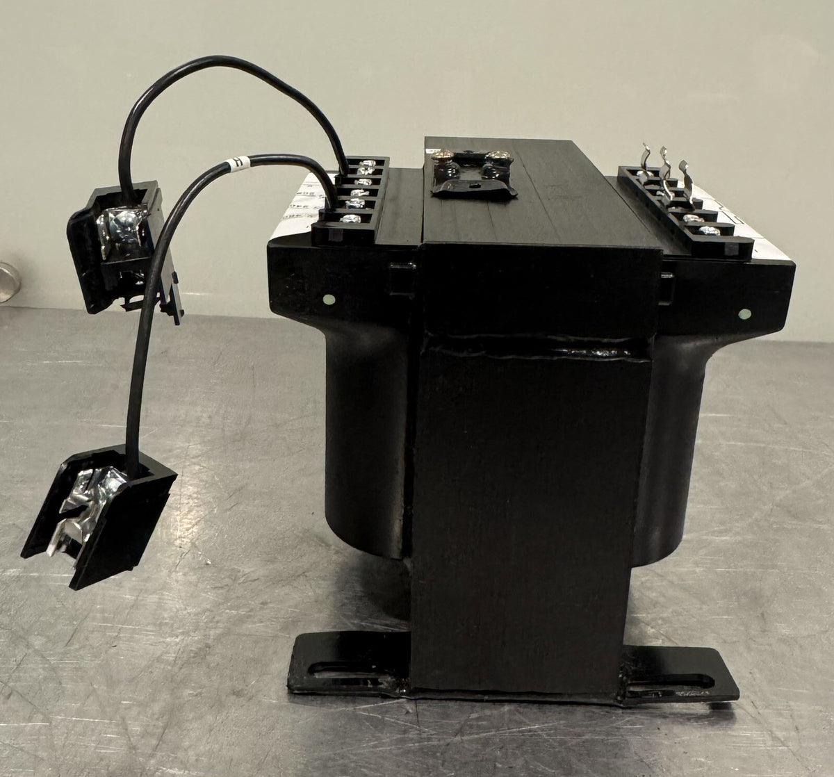 Dayton 31EJ57 Control Transformer 1000VA 50/60Hz NEW IN BOX! DAMAGED CONNECTIONS