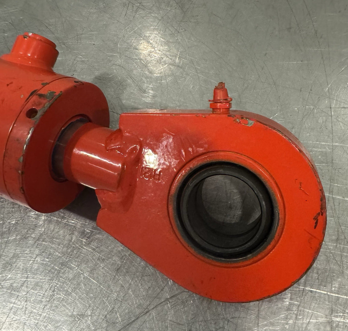 241-032296 Hydraulic Cylinder 3.5” Bore 1.5” Rod T220324-1360812-13 NEW!
