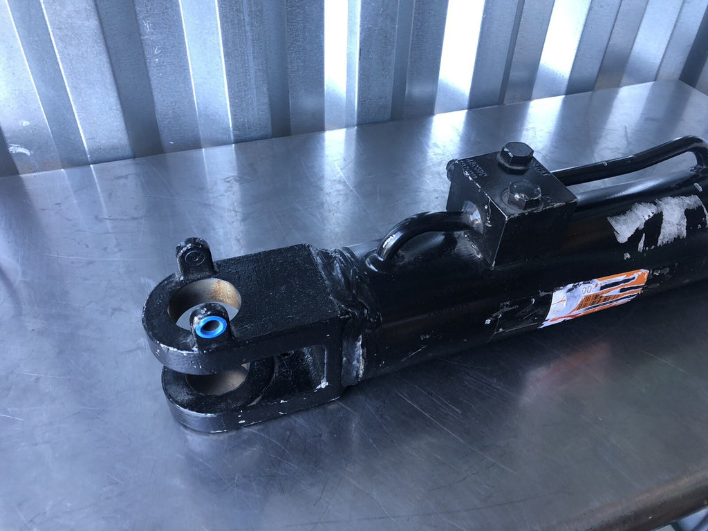 JLG 1001196110 Hydraulic Cylinder Slave W/ Anti-Kick NEW!! FREE SHIPPING!!