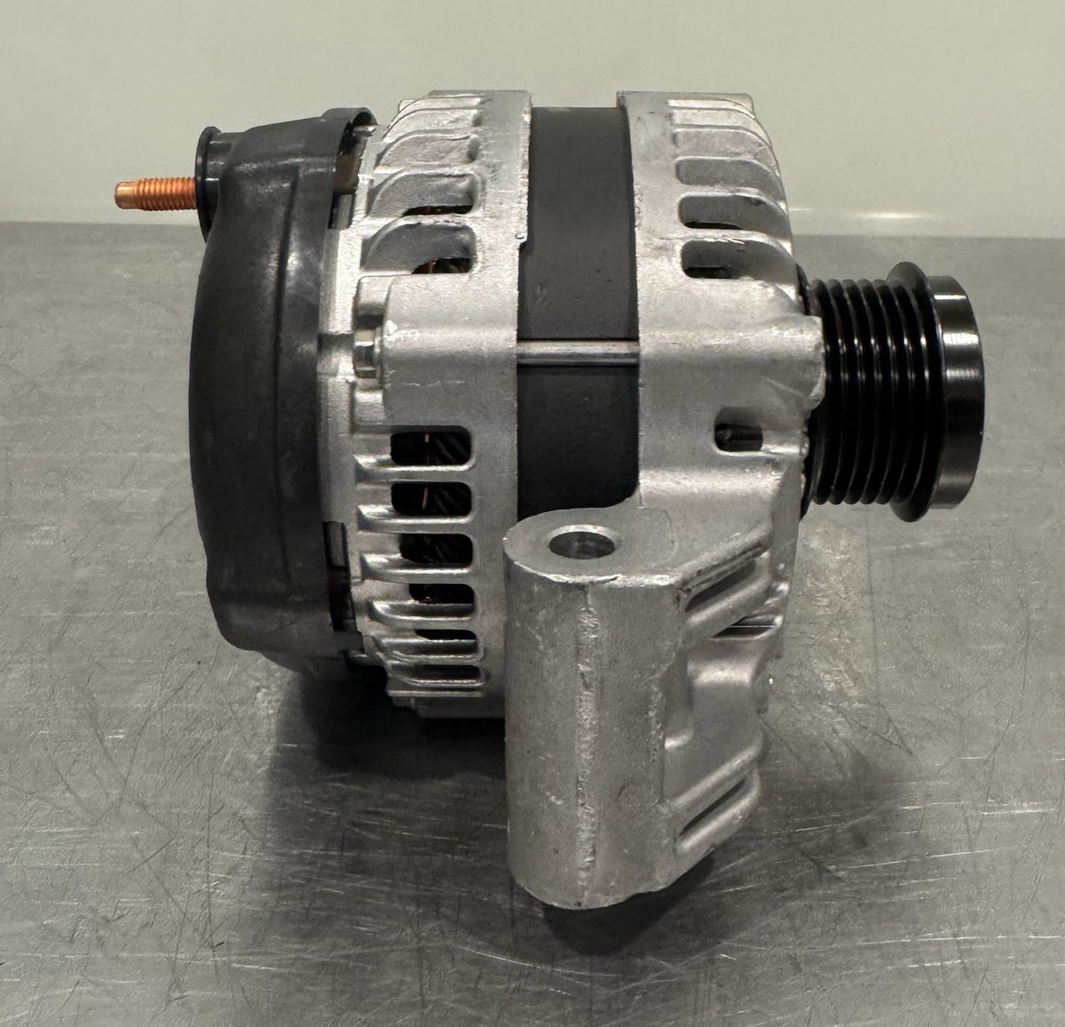 Denso 04801779AI Alternator Genuine RAM JEEP V6 NEW! FREE SHIPPING!