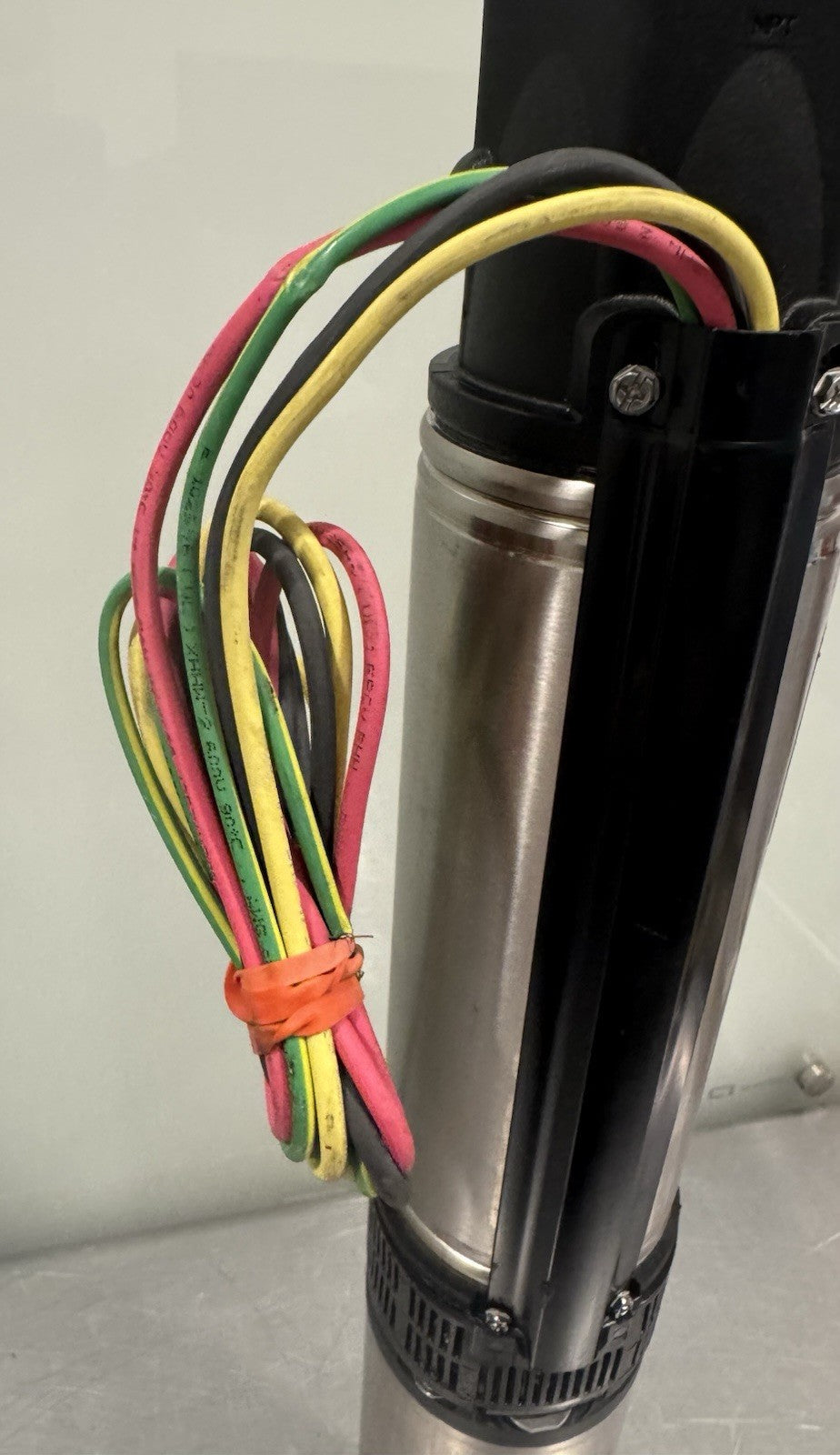 Red Lion RL22G10-3W2V Submersible Well Pump NEW! FREE SHIPPING!