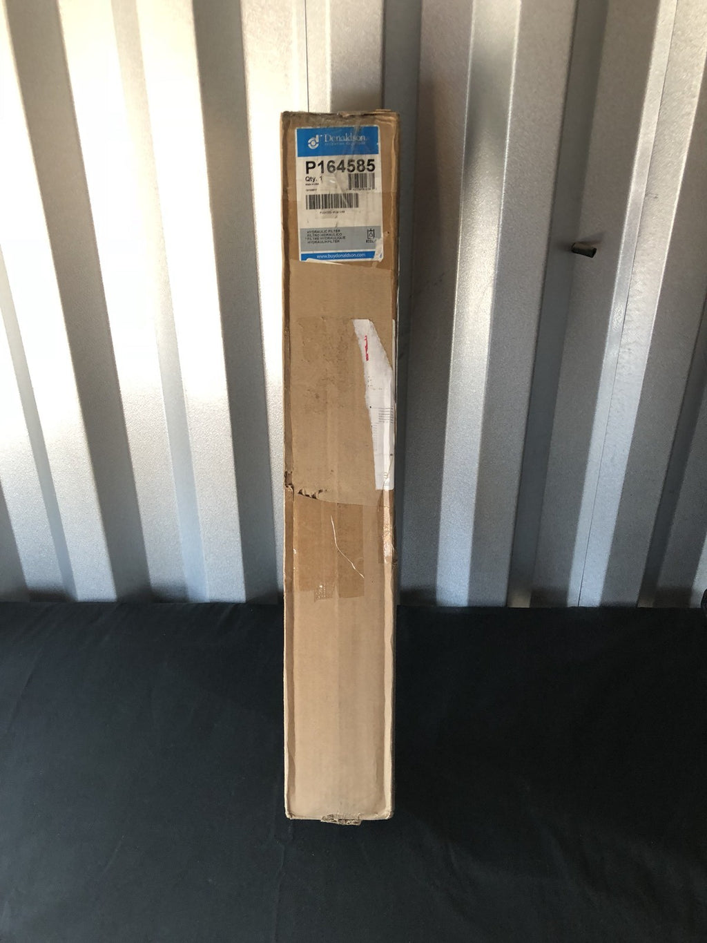 Genuine Donaldson P164585 Hydraulic Filter Element NEW IN BOX