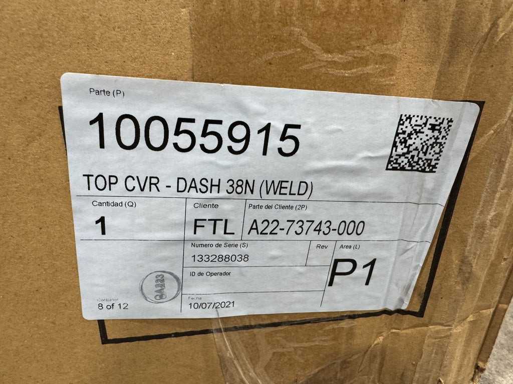 A22-73743-000 Freightliner Dash Top Cover Skin Con Met 10055915 NEW IN BOX!