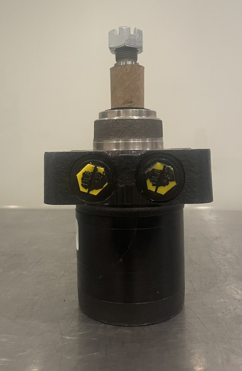 Genie 57996GT Parker Hydraulic Motor TE0165US250AAPM NEW! FREE SHIPPING!