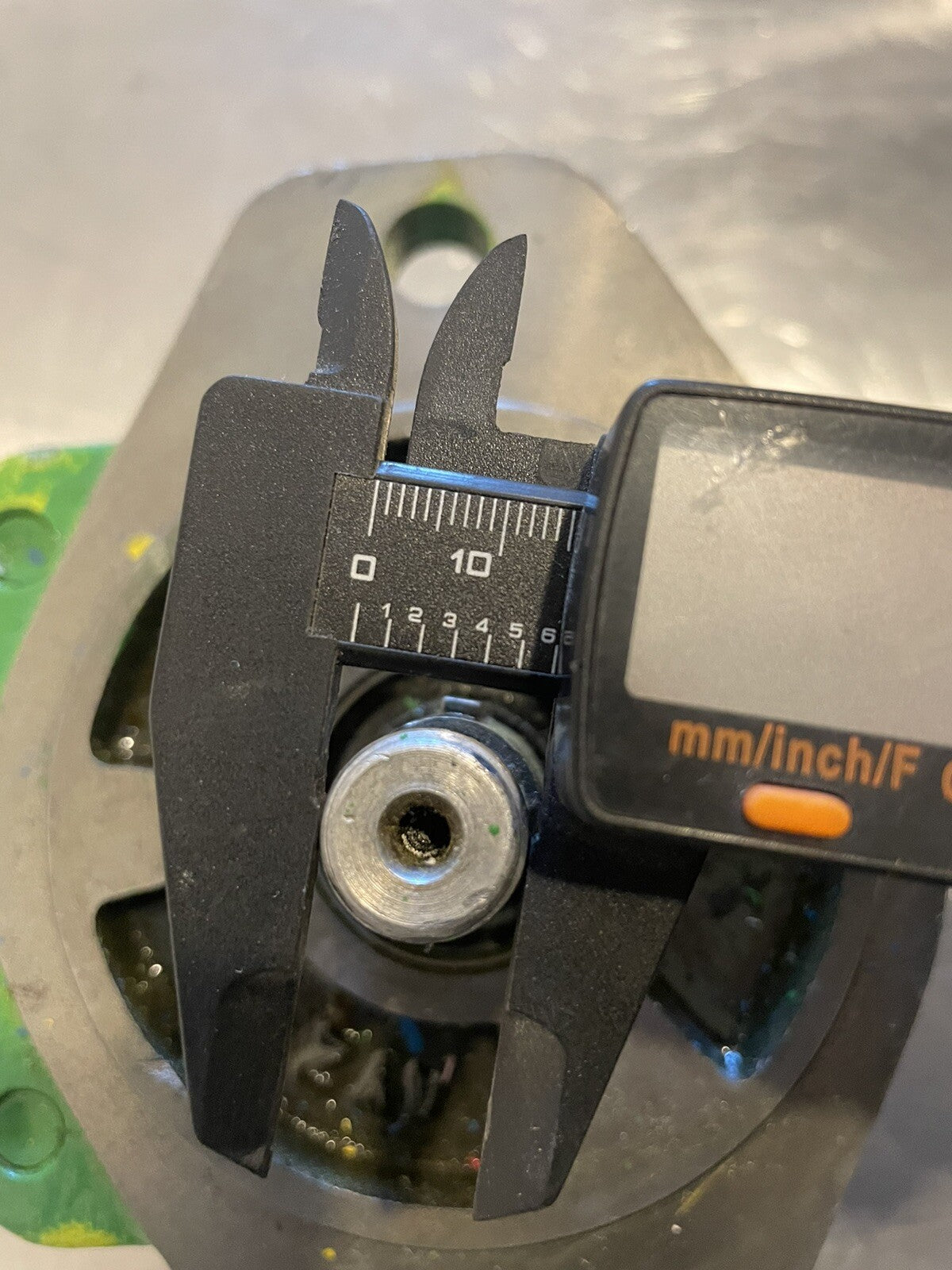 NEMA John Deere Hydraulic Motor Keyed Threaded Shaft 2 Bolt NEW! FREE SHIPPING!