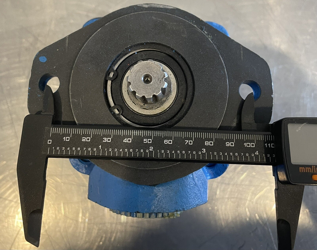 Hydraulic Motor 11 Spline 2 Bolt Blue NEW! FREE SHIPPING!