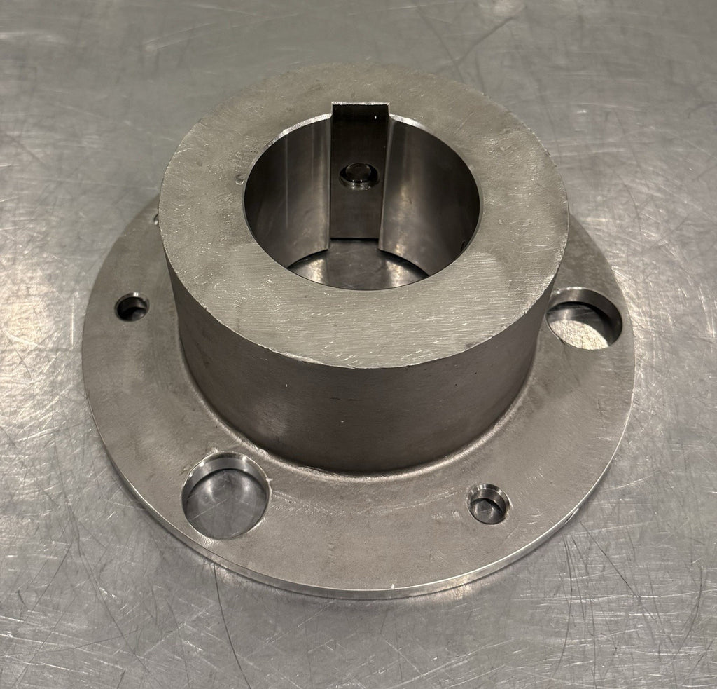 200820-8222 Flanged Bushing Keyed 496093-25 85.000/22 0.275/3.564 NEW SHIPS FREE