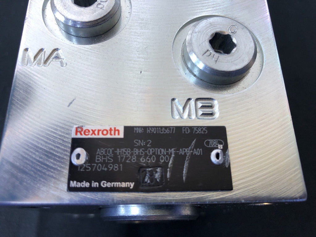 Rexroth R901135677 Hydraulic External Gear Pump NEW!!! FREE SHIPPING!!!