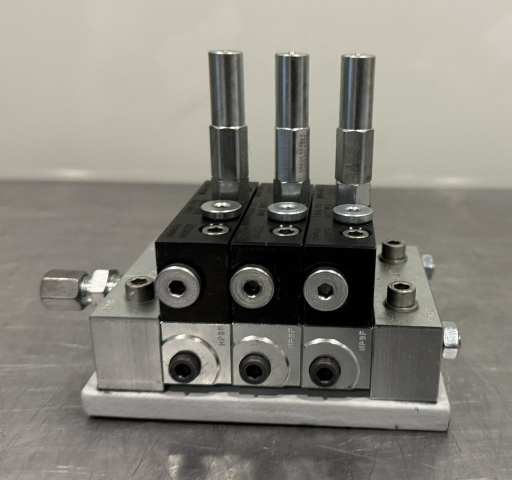 Graco Valve Block ASSY MHH-06S E23C C22C NEW! FREE SHIPPING!