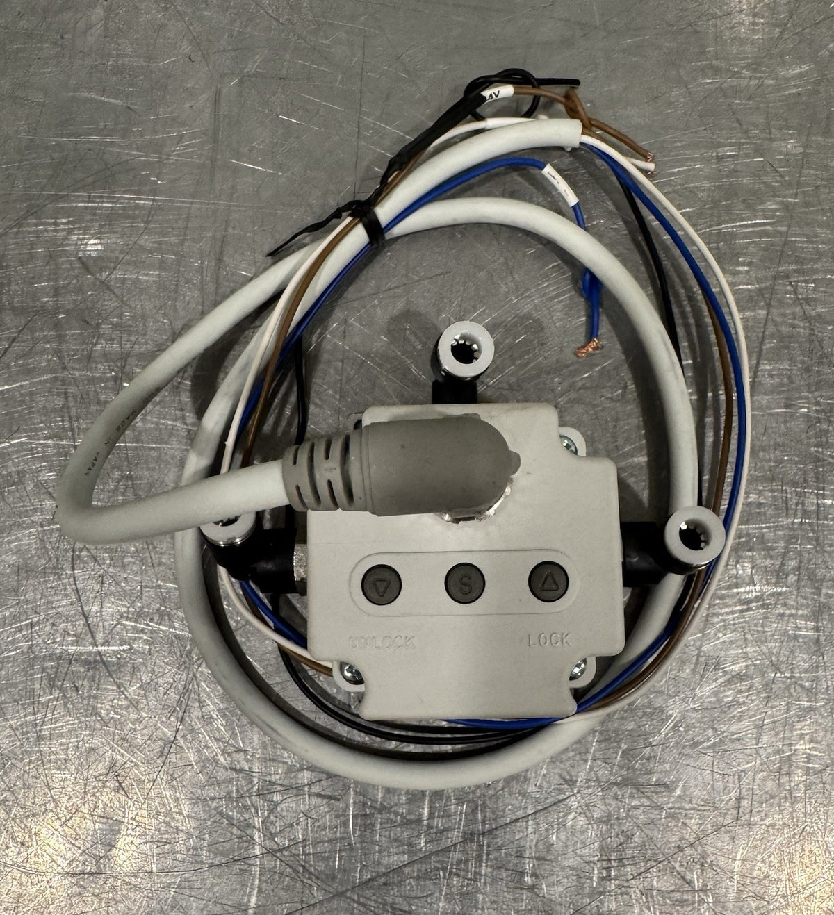 SMC ITV1030-31N2CL4 Electro-Pneumatic Regulator Pressure Controller NEW!