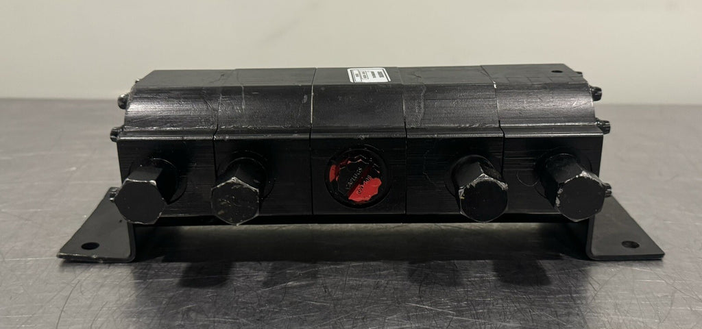 Concentric Rockford 1303139 Hydraulic Flow Divider Valve 110118 NEW! SHIPS FREE!