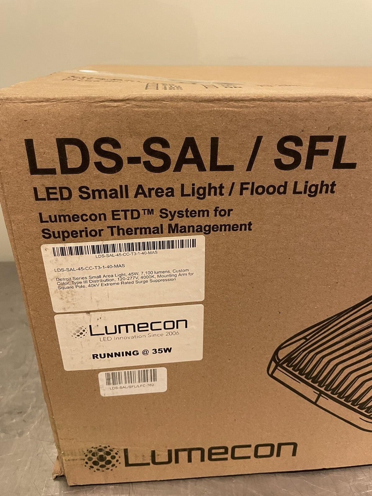 Lumecon Detroit LDS-SAL LED Area Light 45W 7100 Lumens 4000K White NEW!