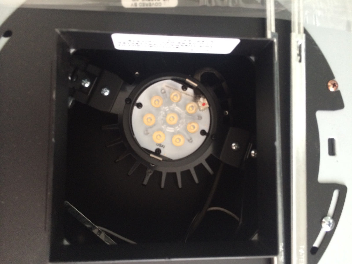 Beveled Rotating Dimmable Light LSTA4-8410-C1 Adj 40 Degree 10w LED