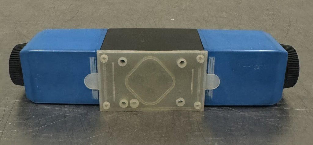 Eaton DG4V-3-6C-M-U-H7-60 Solenoid Operated Directional Control Valve NEW!