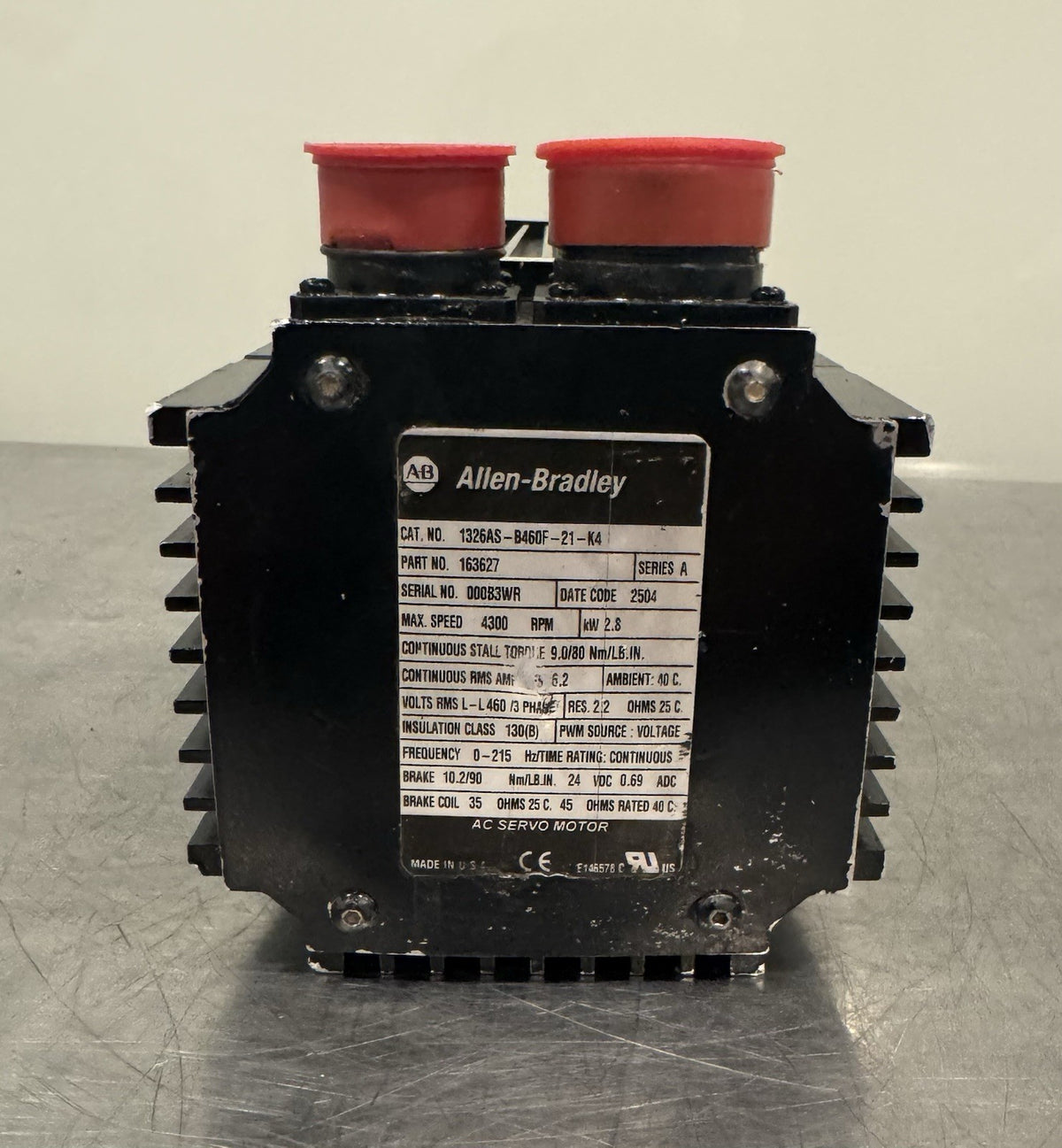Allen Bradley 1326AS-B460F-21-K4 Servo Motor 163627 UNTESTED MAY WORK SHIPS FREE