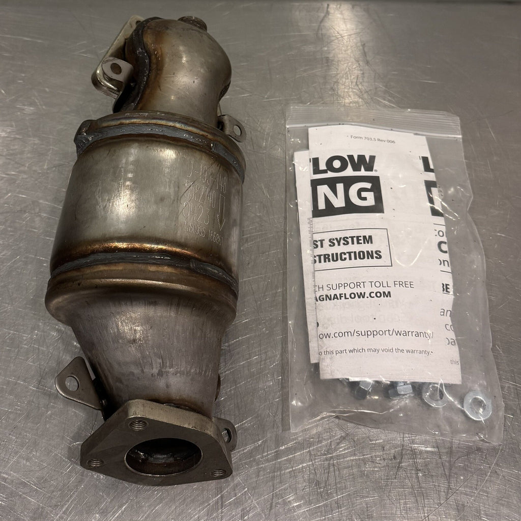 Magnaflow 5582740 Manifold Catalytic Converter CARB Compliant NEW IN BOX!