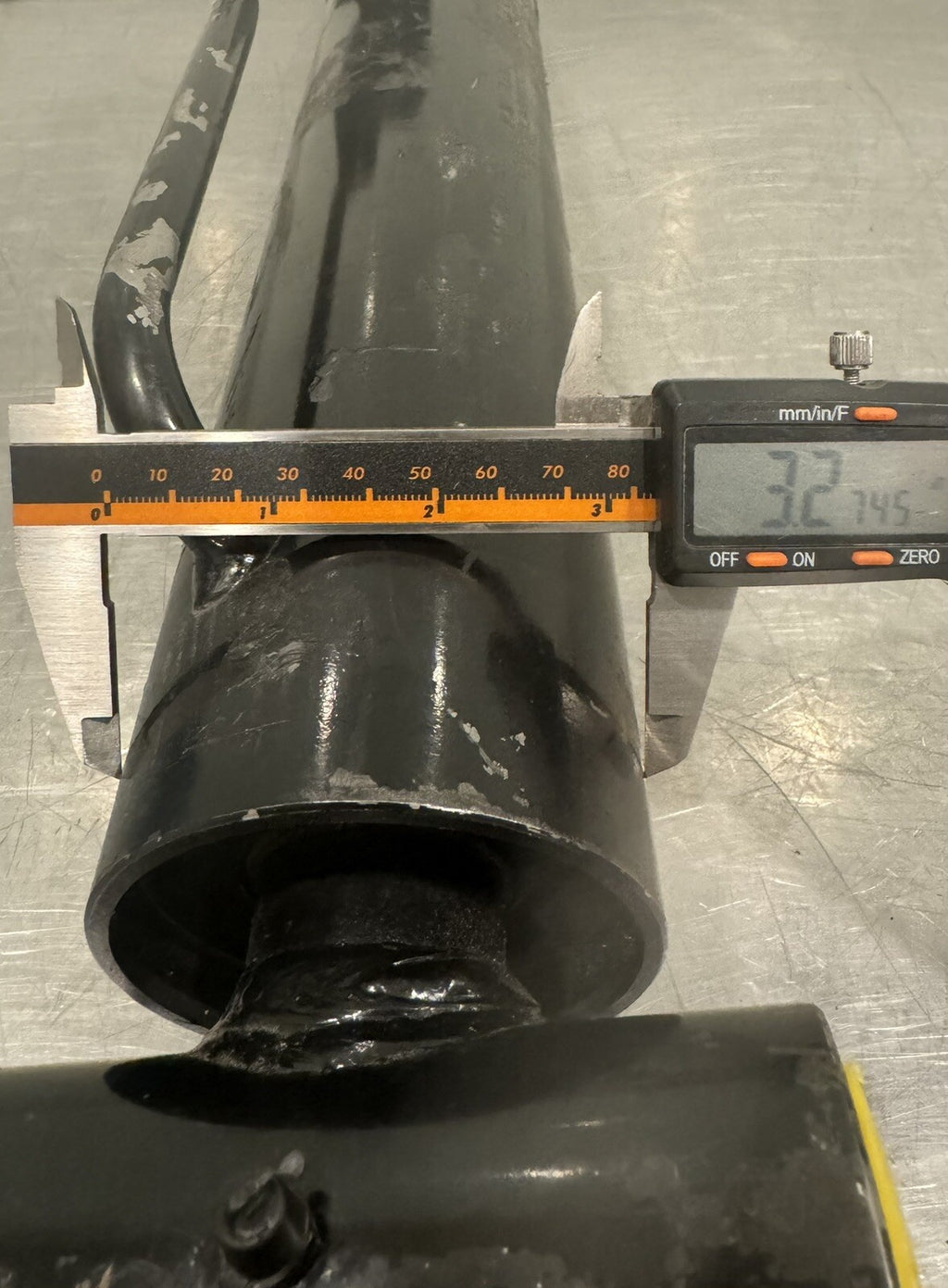 WCM2780060 Hydraulic Cylinder STK3481411A131 1.5” Rod NEW! FREE SHIPPING!