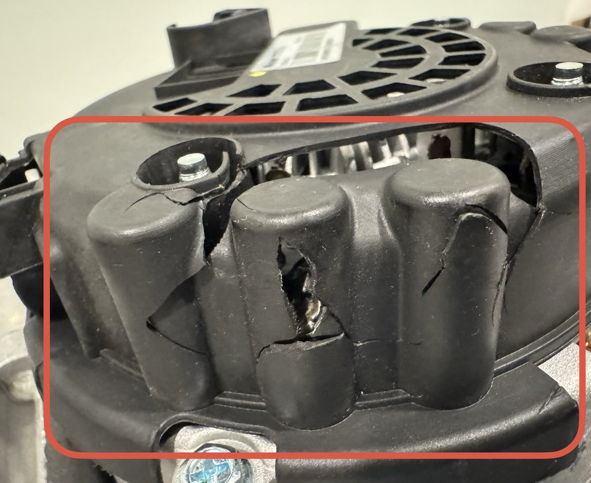WAI 21487N Alternator 12VDC 220A For Mercedes Benz NEW! DAMAGED CONNECTION!