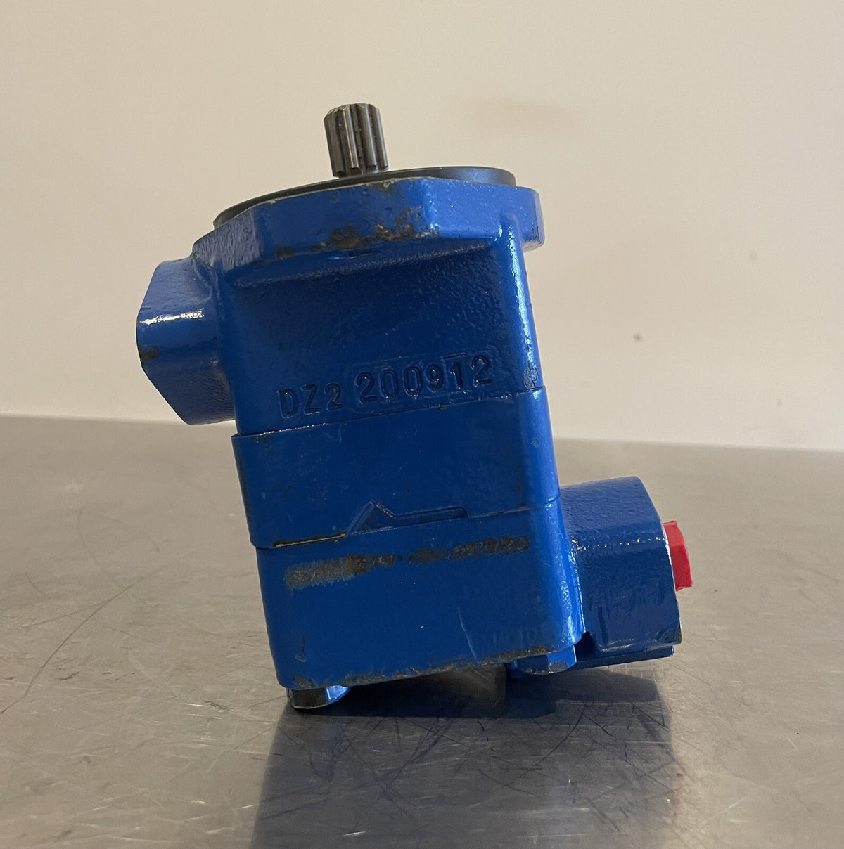 Eaton V101P6P11A20 Vickers 386931-1 Hydraulic Motor Single Vane Fixed NEW!
