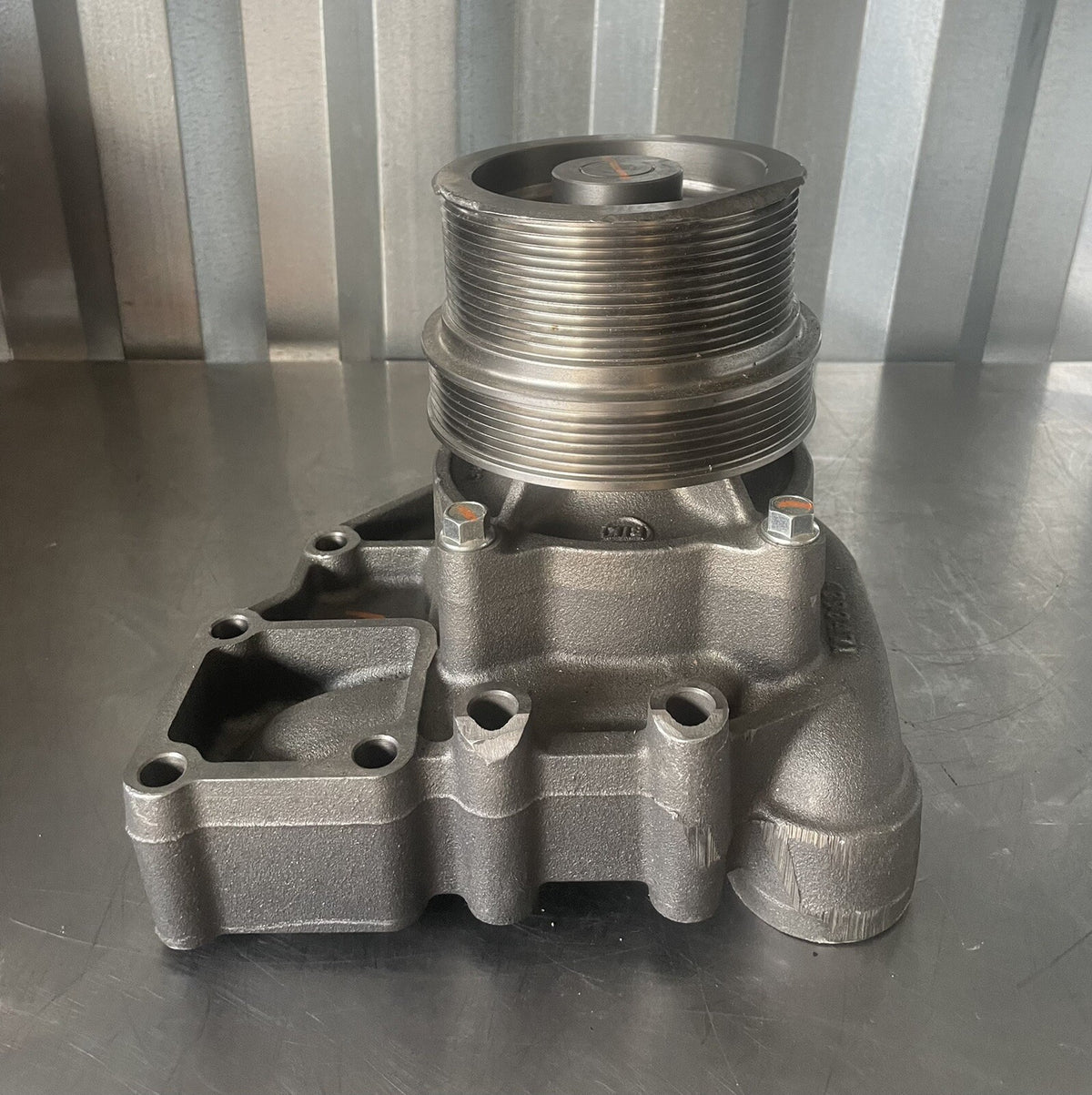 Cummins 4386570 Water Pump 4393471 ISX QSX DAMAGE PULLEY NEW! FREE SHIPPING!