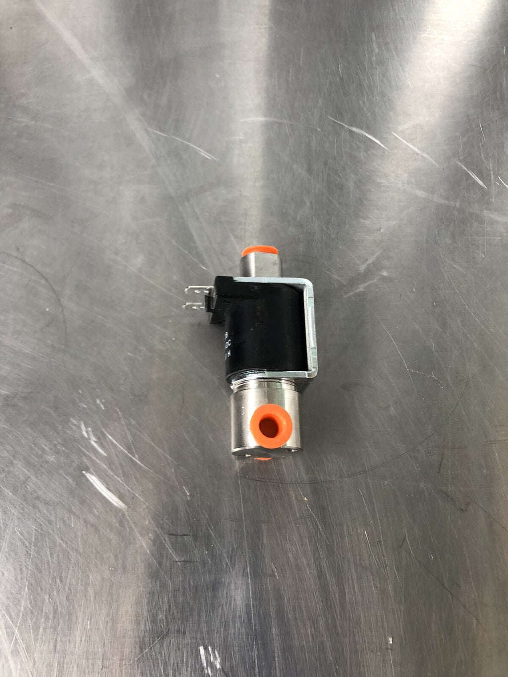 Parker 30XE00054T2B Solenoid 30 XE 00054T2B 24V 8 Watts 4t2b 24vdc NEW!!!