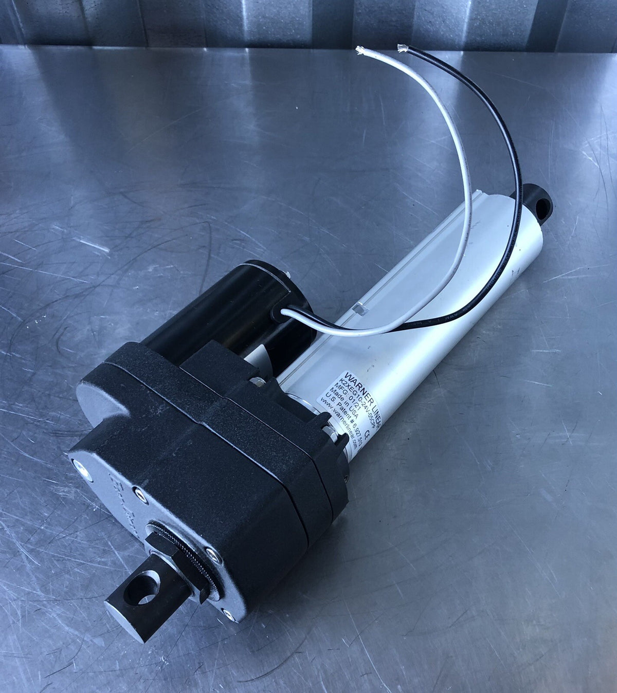 Warner Linear K2XEG10-24V-05CPP Actuator 1200 LBF B-Track 24V NEW! FREE SHIPPING