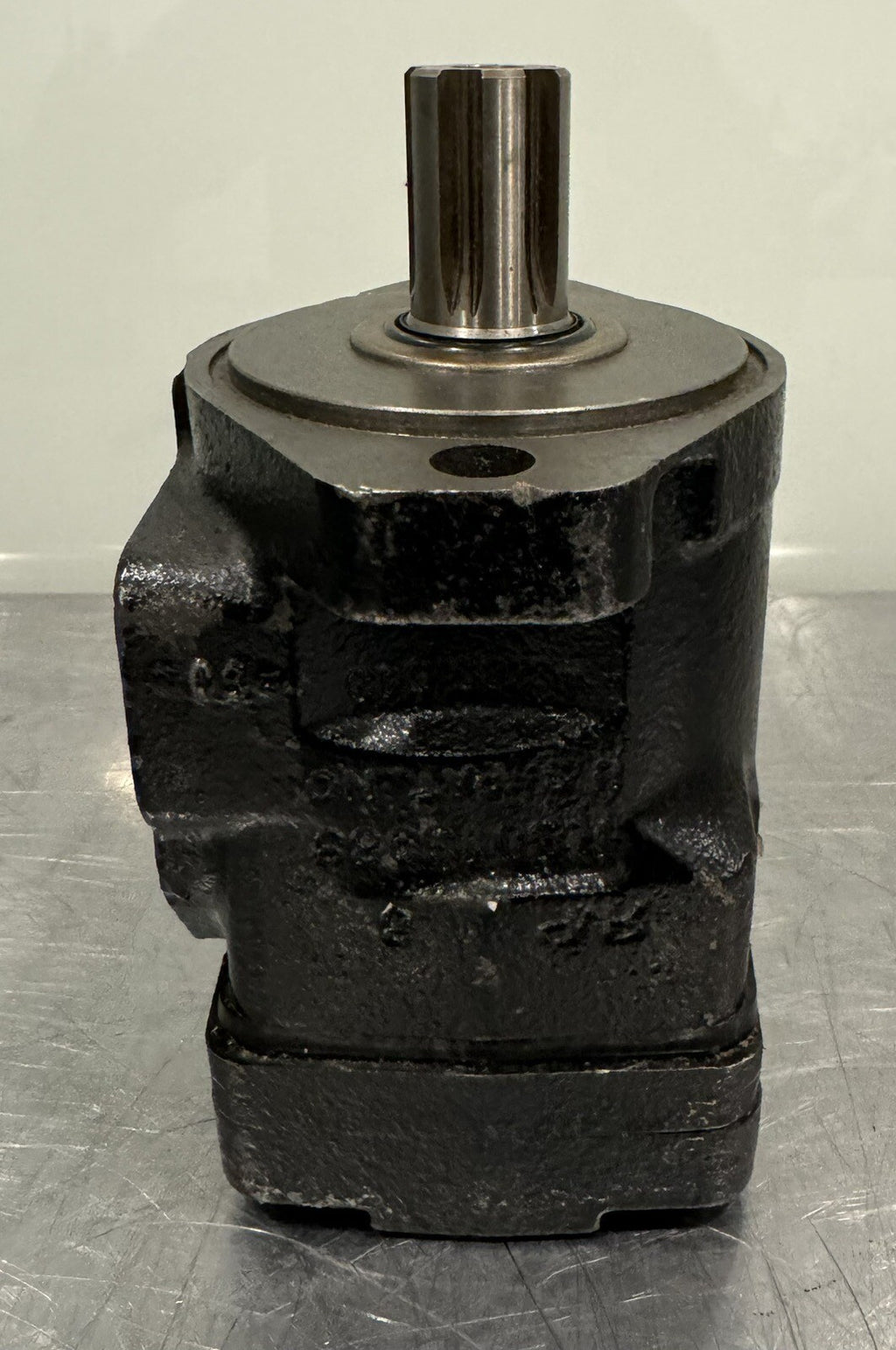 White Drive 200090A7102BAAAA Orbital Hydraulic Motor NEW! FREE SHIPPING!