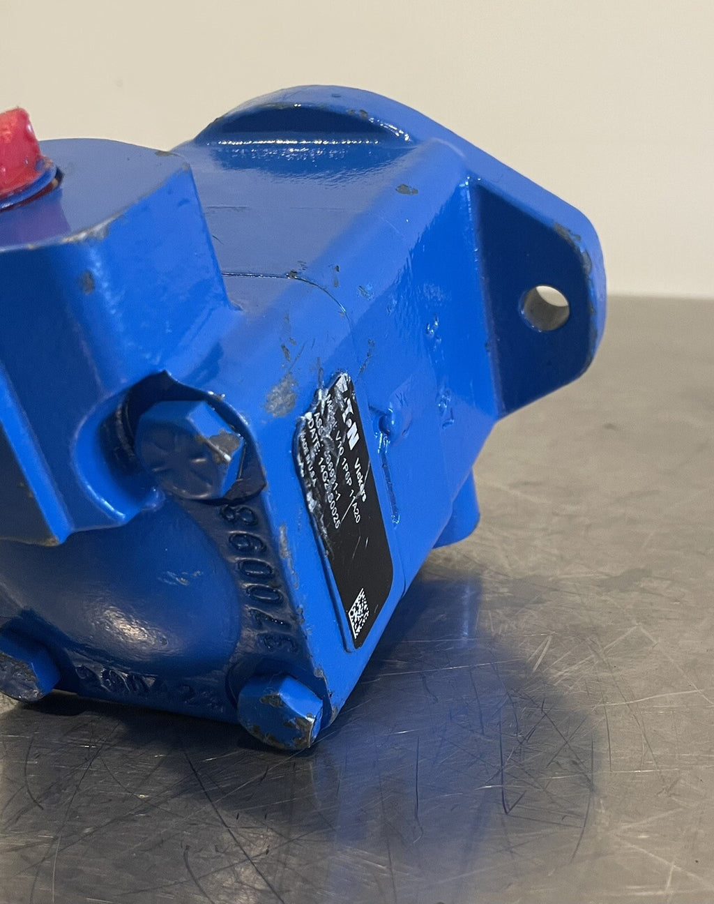 Eaton V101P6P11A20 Vickers 386931-1 Hydraulic Motor Single Vane Fixed NEW!